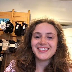 Meet your Posher, Naomi